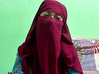 Step-sibling gets her tight pussy pounded by the debt collector in the long run b for a long time her step-sibling watches