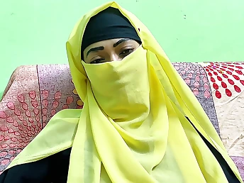 My Indian Aunty enjoys a romantic fuck with a happy ending