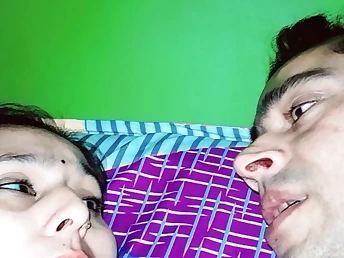 Super-steamy Indian female gets her enormous bum smashed & bellows in rapture