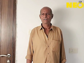 SexyHemaInd & Sazi sue Desi Malkin into deviating hookup with uncircumcised fuck-stick with an increment of lengthy muddy cootchie rail