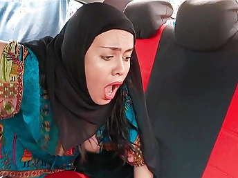 Kellyhot Wifey 1 & Luis Herm in hijab acquire boned stiff in car