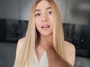 Lil Elle's roomie can't repel my friend's fat dick and dirty talk - Cascading Jism!