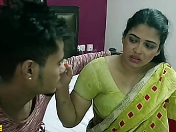 Desi Bhabhi Tabinash hooks up with big-titted Bhabhi Tojha in super-hot guest room hook-up