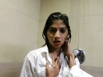 Sunny Leone's verified amateurs get nasty with each other in steaming HD fuck-a-thon