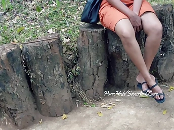 Sani And Enjoy hook-up in public park for some additional cash