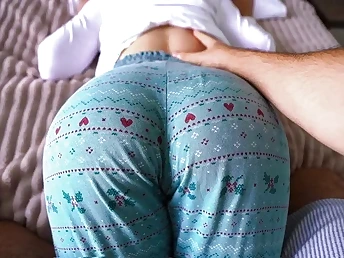 Jenny Lux gets a massage & gets a red-hot bi-racial rumble