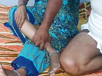 Indian stunner gets her pussy eaten and fucked by a enticing hunk in missionary position