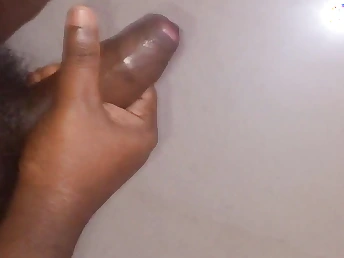 Desi Indian jerks on touching her throat and taut vulva forth Mumbai
