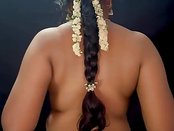 Desi Indian Aunty flaunts her hot muff & fun bags in a hot homemade membrane