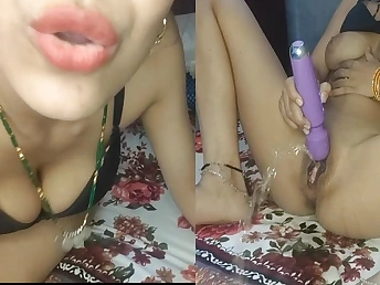Witness Diya honey dual jack off with the brush electro-vibrator - marketable Indian knockout