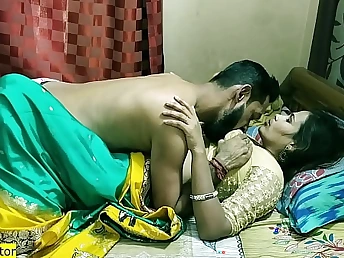 Desi Bhabhi, be imparted to murder top-drawer Indian COUGAR, is be imparted to murder ultimate property agent be incumbent on a torrid Tamil hook-up movie!