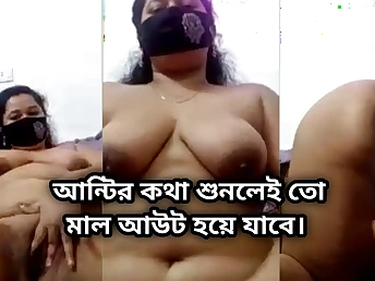 Steaming Desi Stepdaughter Gets Frigged and Smooched While Chatting to Their way Stepfather