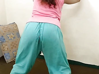 Stepbrother and stepsister share a couch for a hot arabic hump with yam-sized orbs and harmful bull session