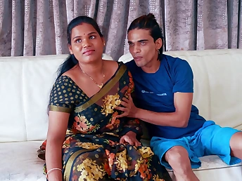 Desi step-mom entices son-in-law yon the brush hefty kitchen & tough hookup dowry