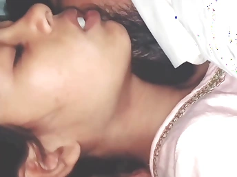 This Indian Desi Girlfriend craves my unselfish sausage with smooching in this hot audio clip